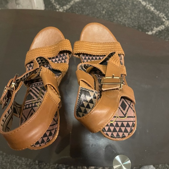 Brown Espadrilles - Picture 4 of 8